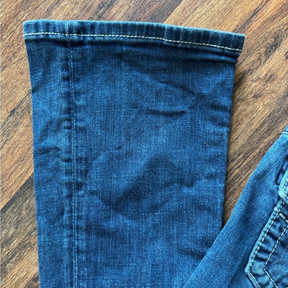 Miss Me Girls Blue Jeans with Embellished Pockets - Picture 5 of 11